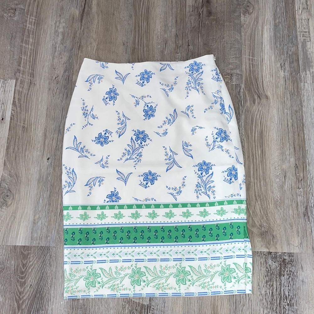 Ann Taylor NWT pencil skirt